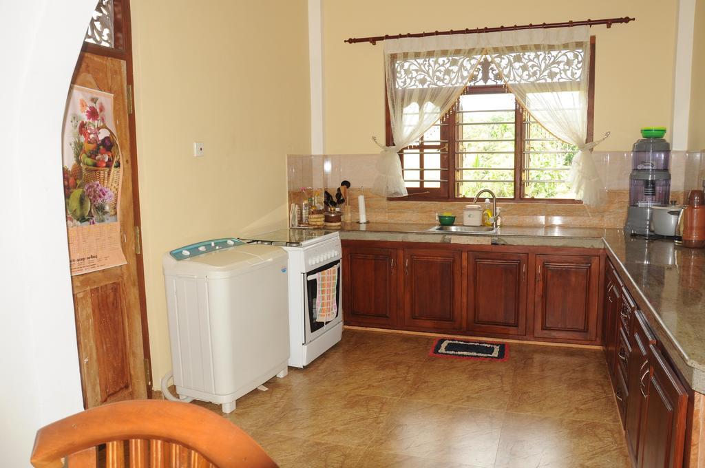 Deutsche Villa Hikkaduwa Extérieur photo