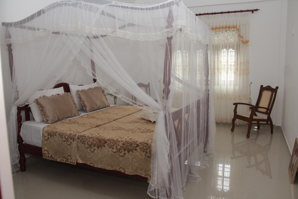 Deutsche Villa Hikkaduwa Extérieur photo