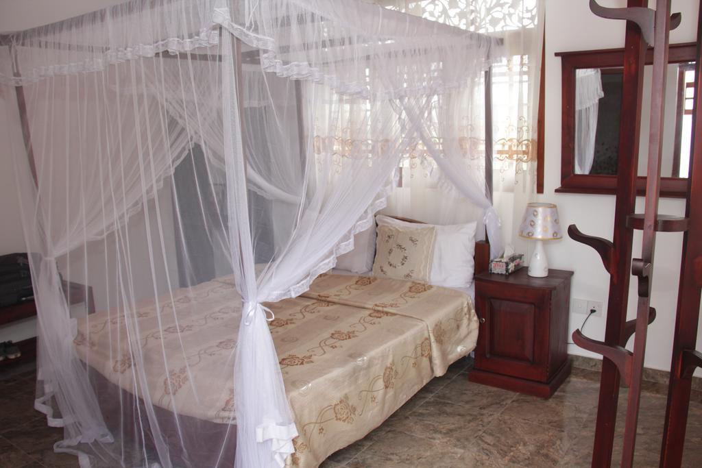 Deutsche Villa Hikkaduwa Extérieur photo
