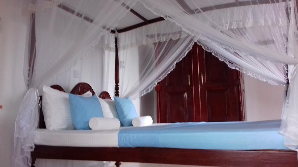 Deutsche Villa Hikkaduwa Extérieur photo