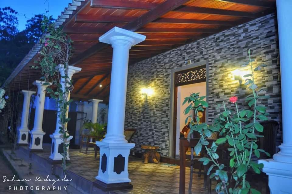 Deutsche Villa Hikkaduwa Extérieur photo