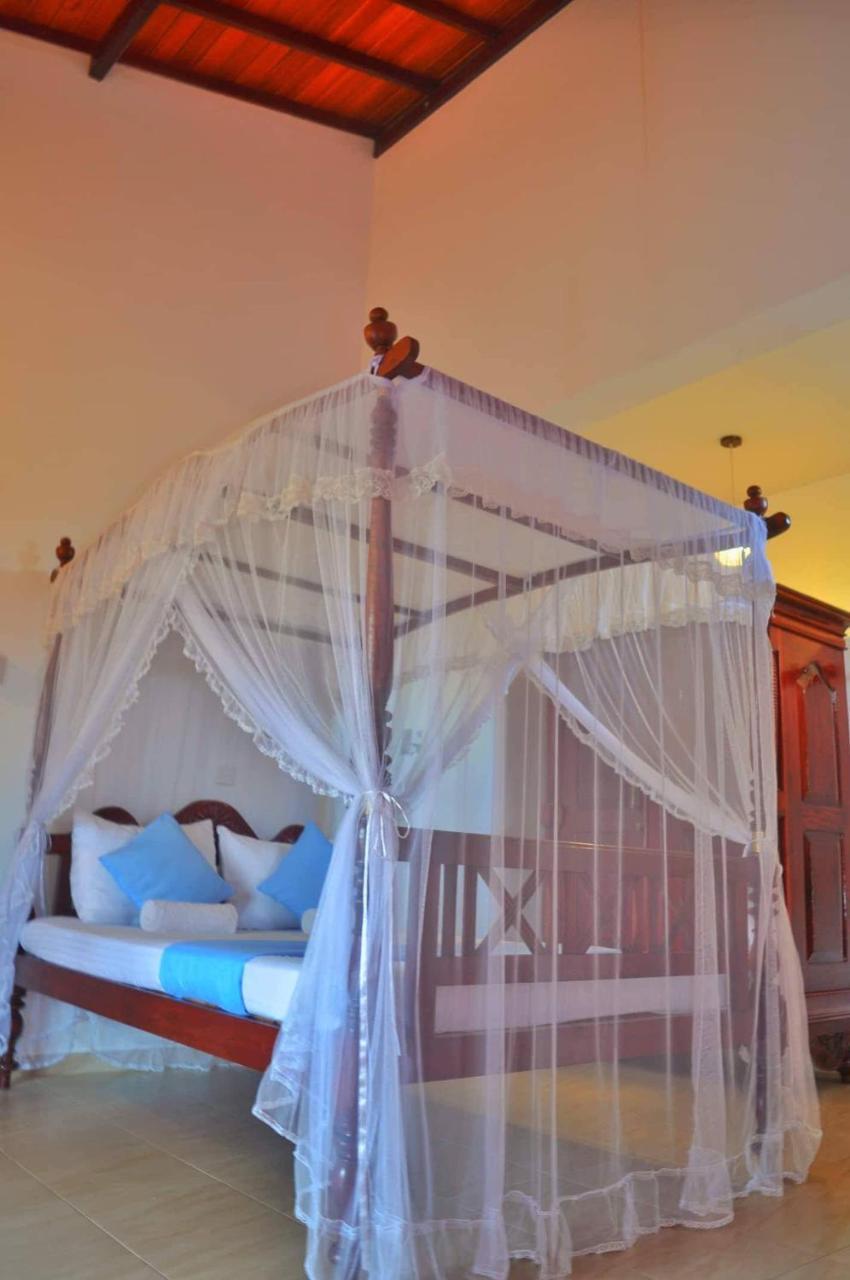 Deutsche Villa Hikkaduwa Extérieur photo